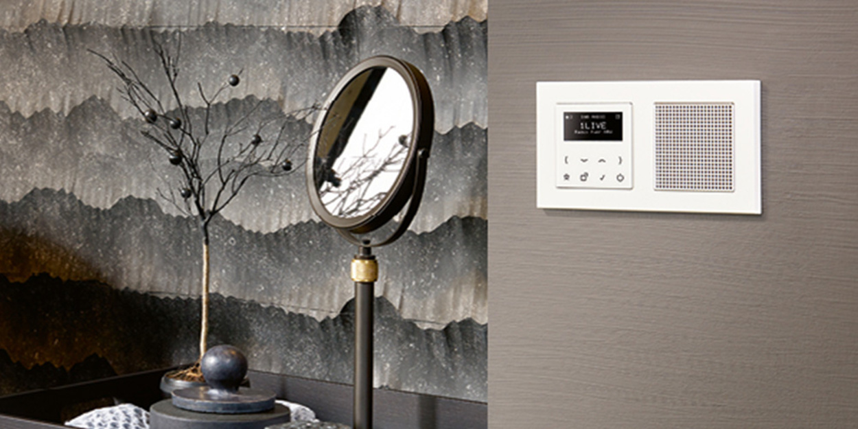 JUNG Smart Radio DAB+ bei Elektro Elsässer in Jossgrund