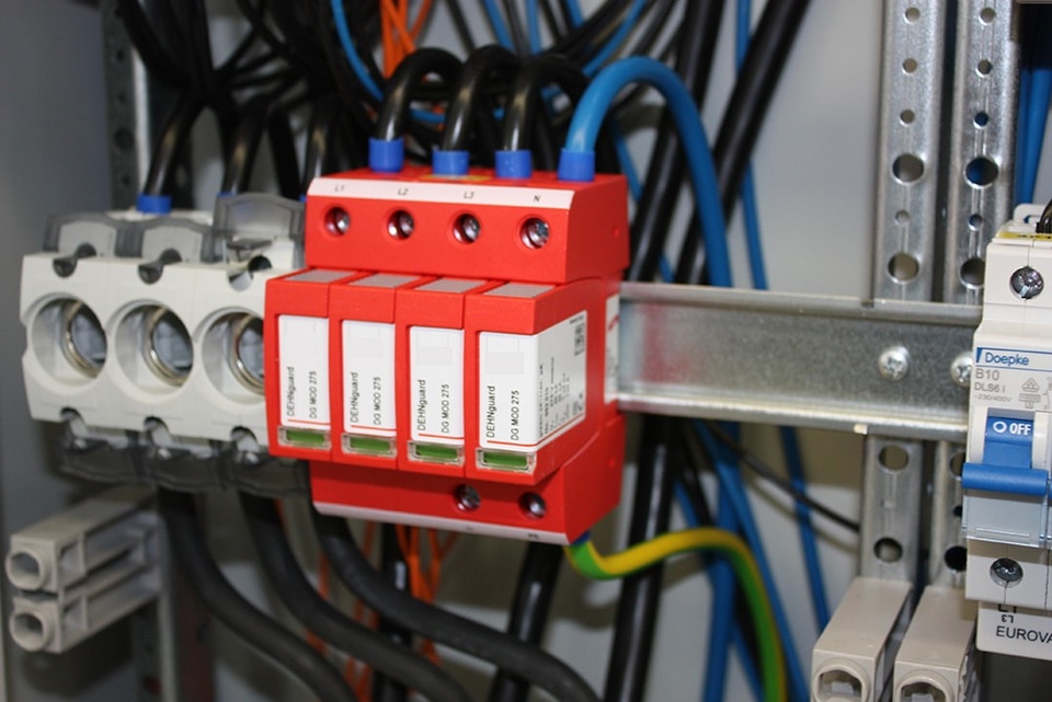 U berspannungsschutz bei Elektro Elsässer in Jossgrund
